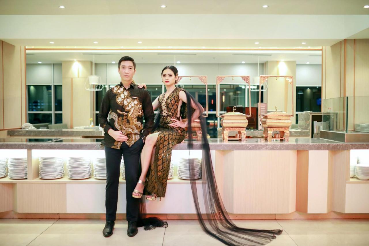 Hotel Harris & Conventions Bundaran Satelit 4*