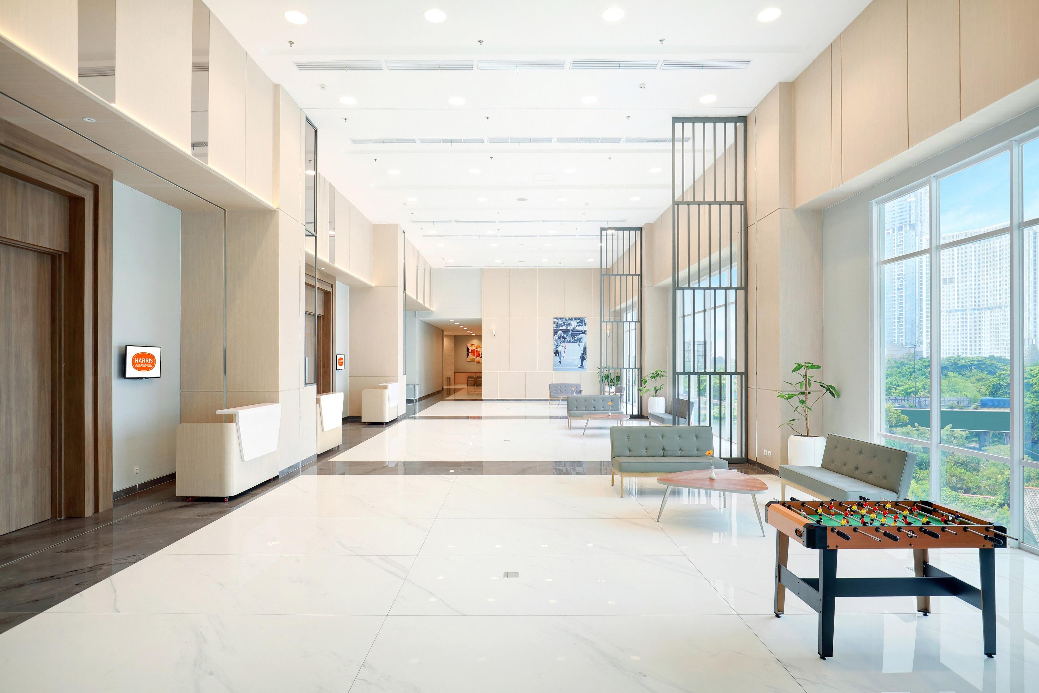 Harris & Conventions Bundaran Satelit 4*