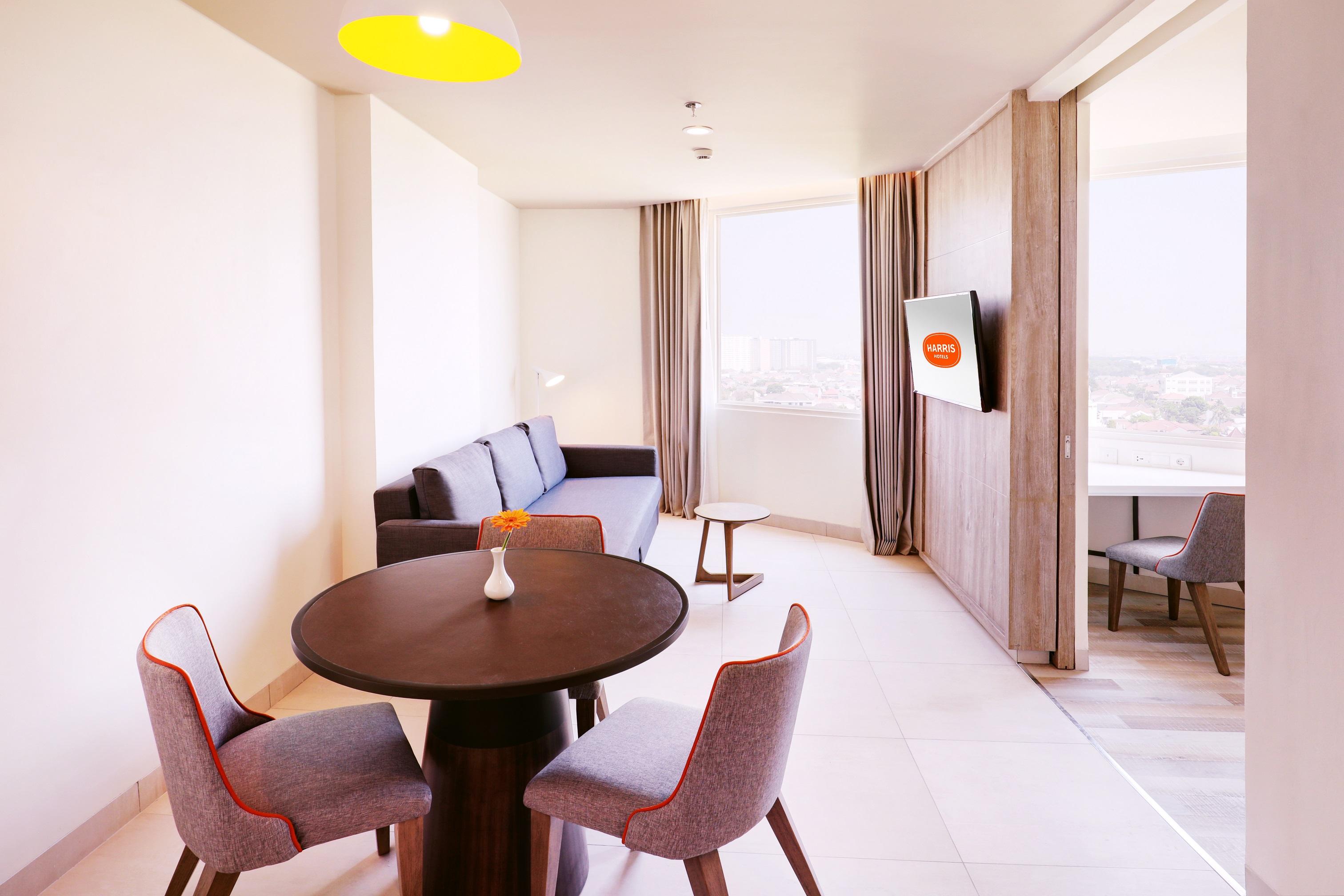 Harris & Conventions Bundaran Satelit Hotel