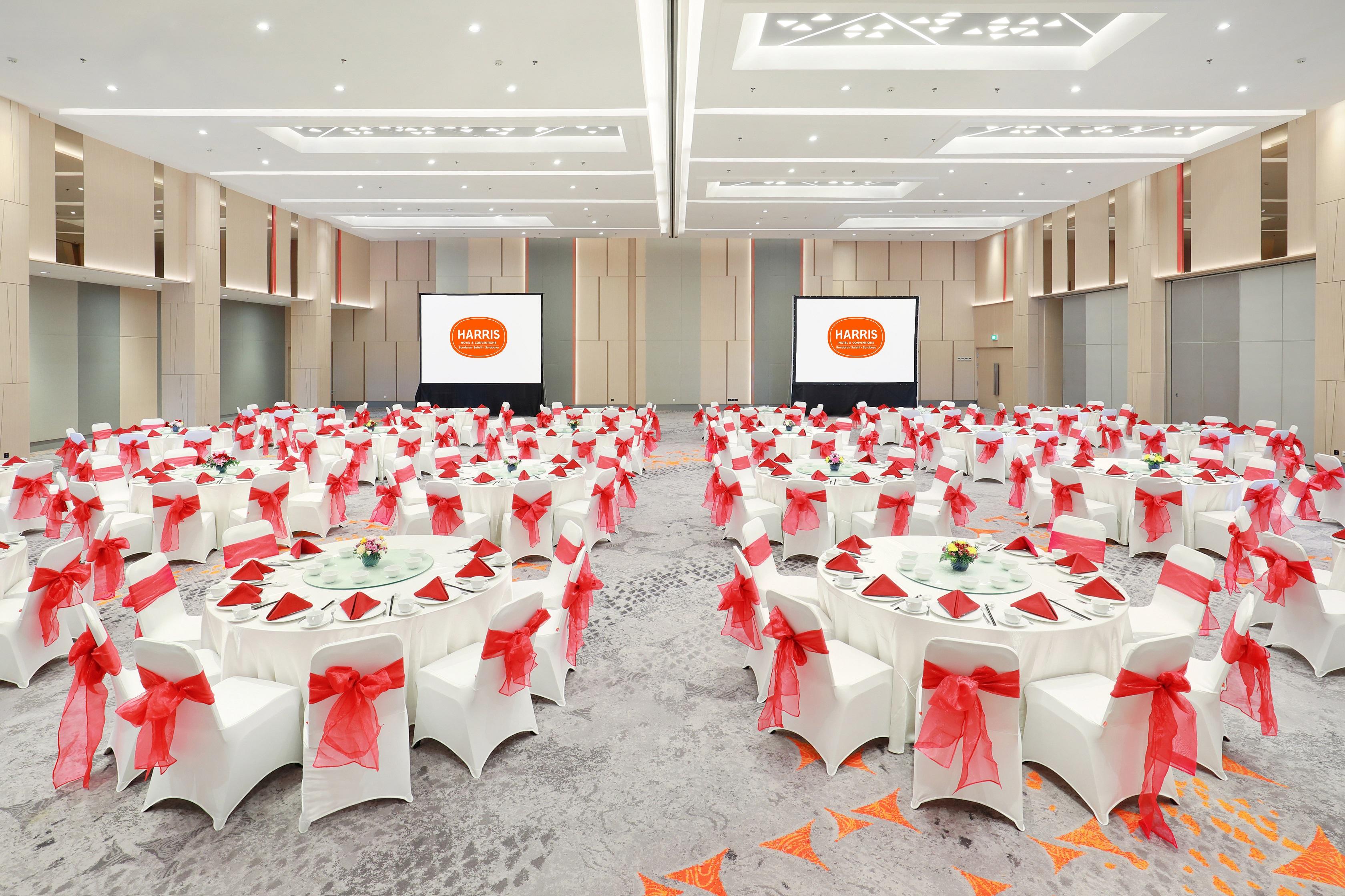 Harris & Conventions Bundaran Satelit 4*